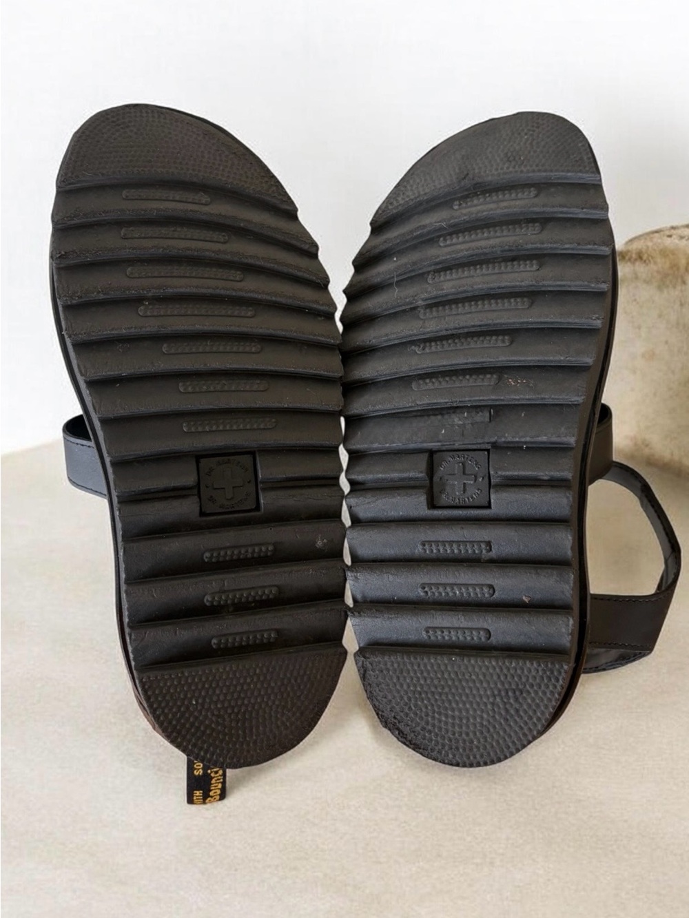 Dr. Martens Blaire Platform Sandal Black Leather Size 7 Nearly New - Picture 9 of 12